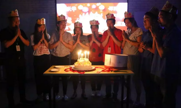 ��һ�옷���h������Ƭ